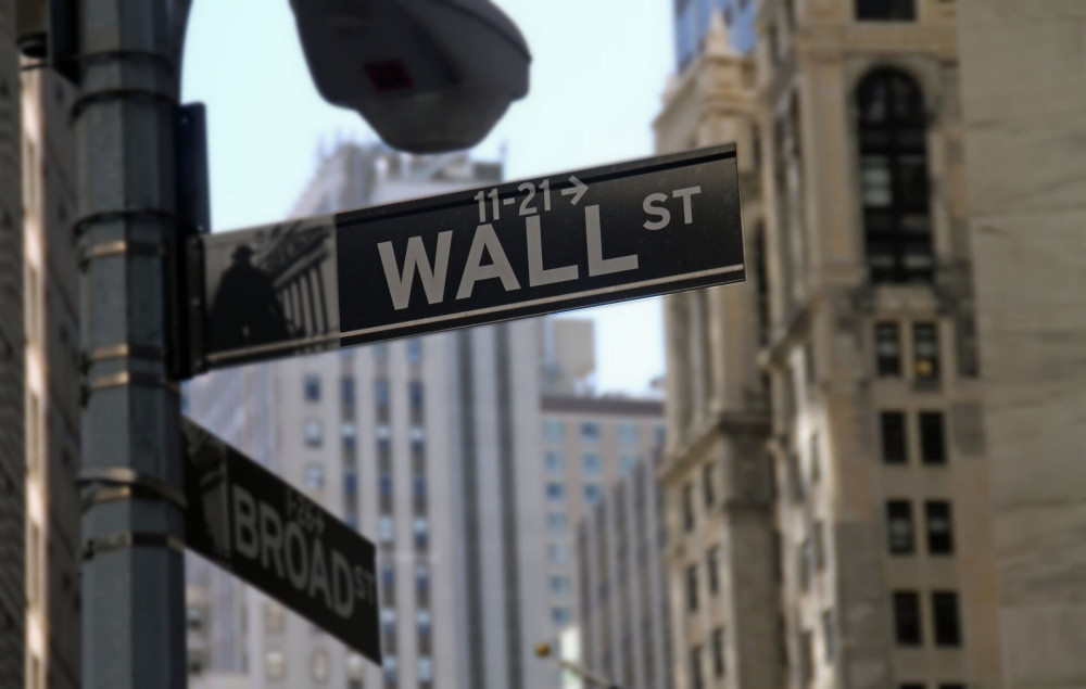 Morgan Stanley: Στη “ζώνη του θανάτου” η Wall Street – Ανησυχούν οι επενδυτές