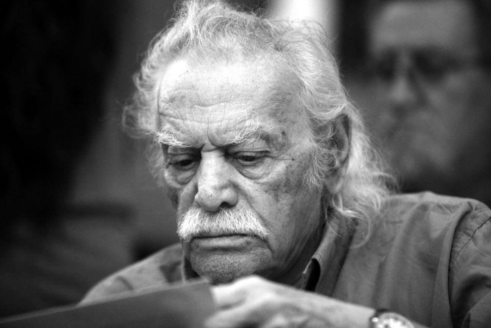 ΓΣΕΕ: Κάλεσε τον… Μανώλη Γλέζο στο συνέδριό της