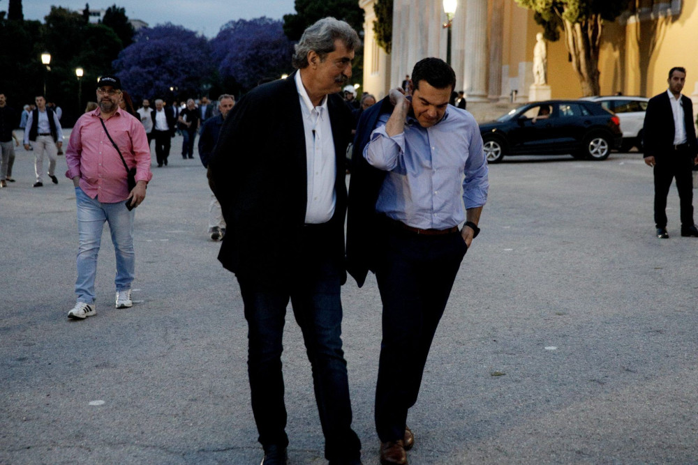 Η παράσταση έλαβε τέλος: Ο Πολάκης επιστρέφει στο “πλευρό” του Τσίπρα