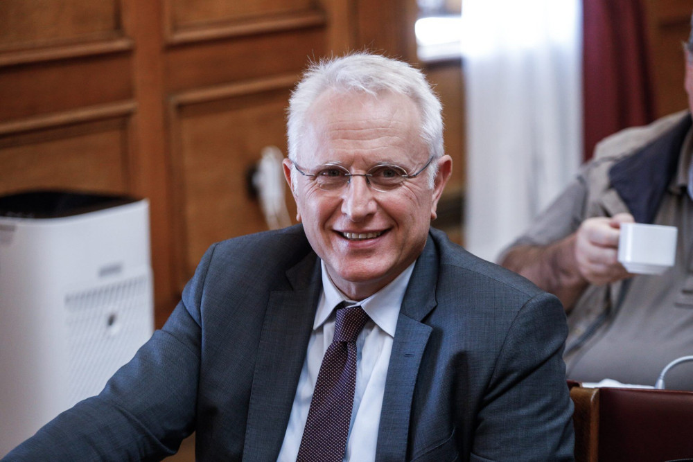 “Το δικαιούτο η σύζυγός μου” υποστηρίζει ο Ραγκούσης για το δάνειο