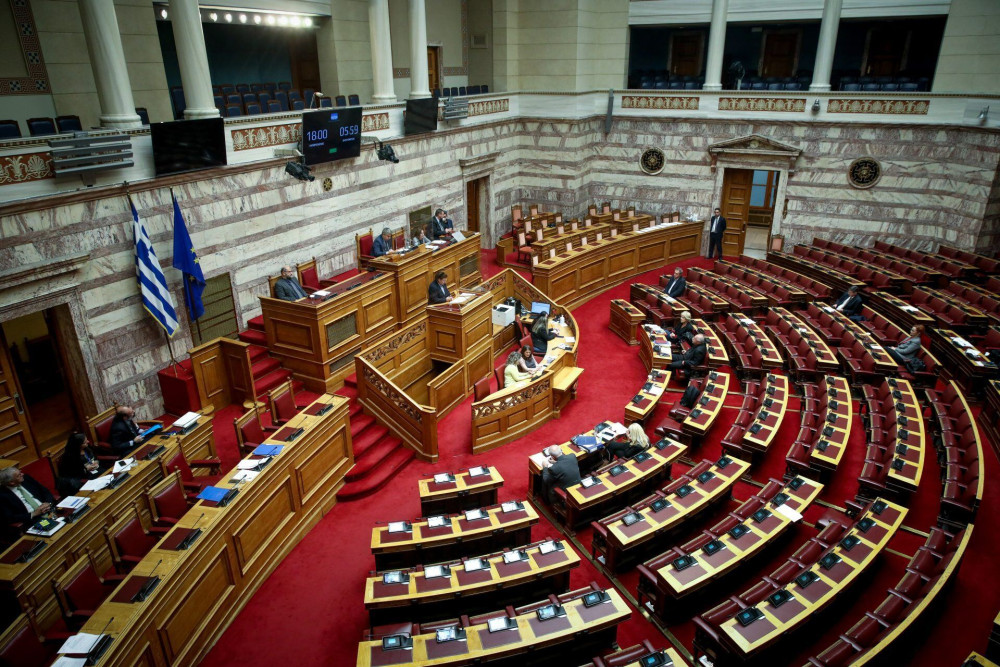 Βουλή: Ψηφίσθηκε επί της Αρχής κατά πλειοψηφία το σ/ν για τις φορολογικές και τελωνειακές ρυθμίσεις