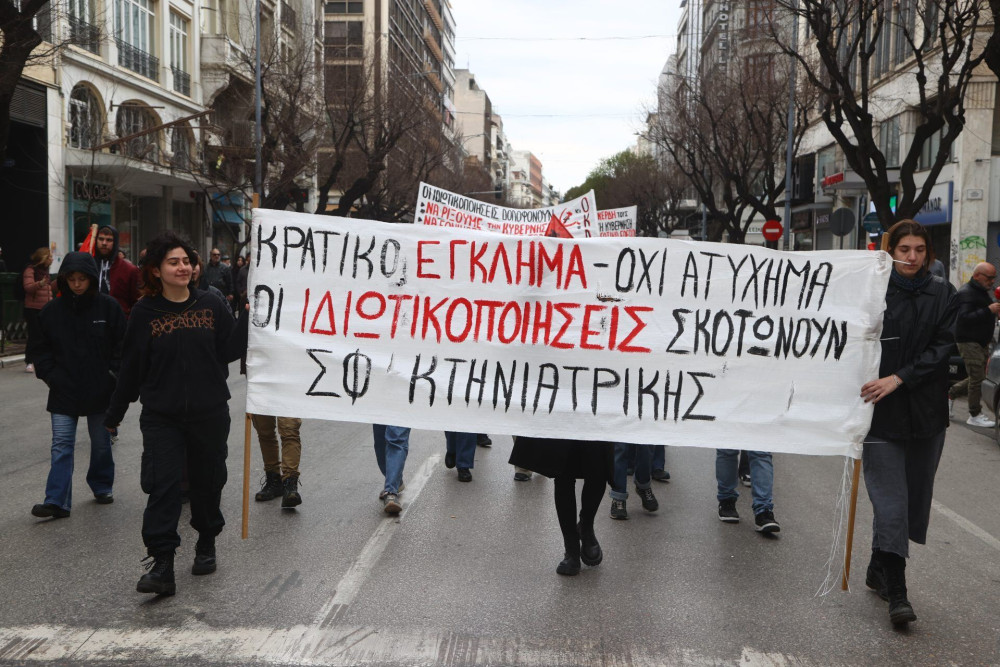 Μάνος Βουλαρίνος: Βάζουν μπροστά τα Τέμπη και διαδηλώνουν για τις… ιδιωτικοποιήσεις
