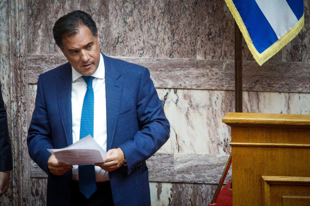 Βολές Γεωργιάδη για δημοφιλείς υπουργούς που δεν “βοηθούν την ομάδα”