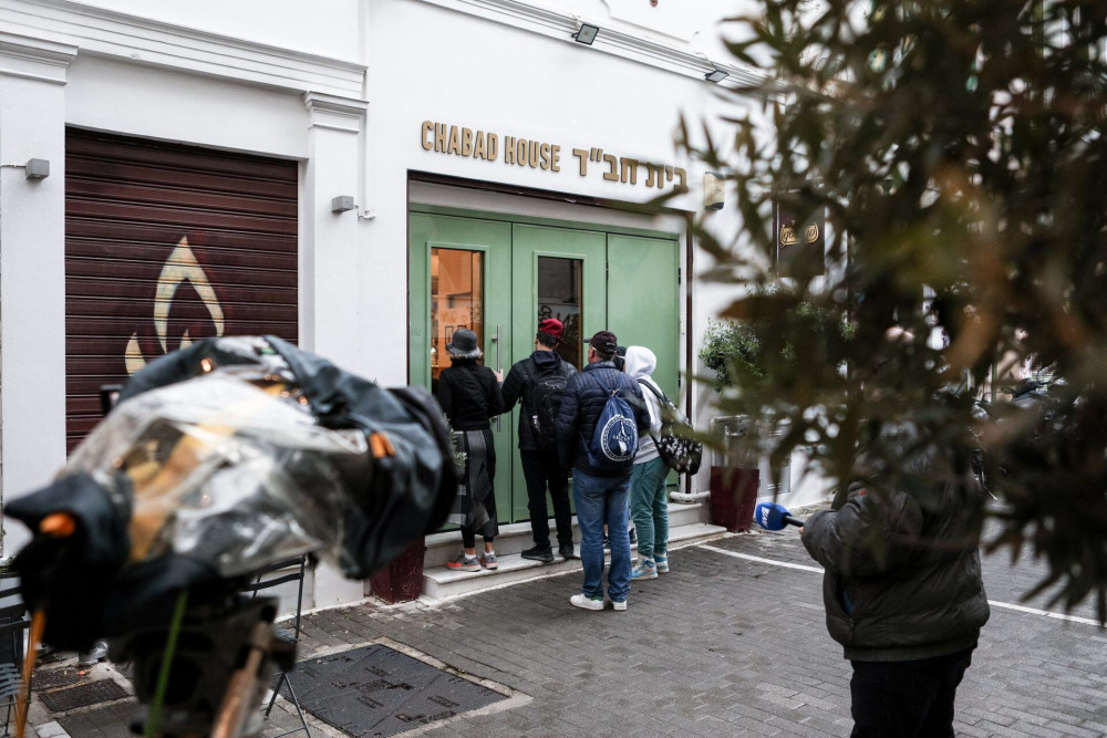 Τρομοκρατικό δίκτυο: Στον ανακριτή οι δύο συλληφθέντες – 1.000 συνομιλίες με τον καθοδηγητή