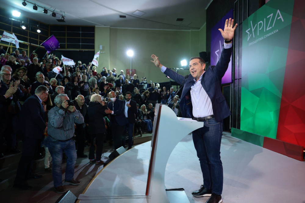 Έχασε και το μέτρημα των… λέξεων ο Τσίπρας: “Θα σας πω δύο λέξεις – Και ξέρουμε και μπορούμε…”