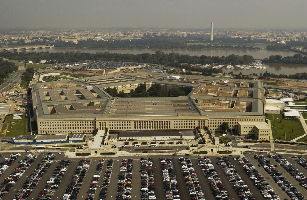 Pentagon Leaks: Ύποπτος για τη διαρροή 21χρονος εθνοφρουρός – Αναμένεται να συλληφθεί από το FBI