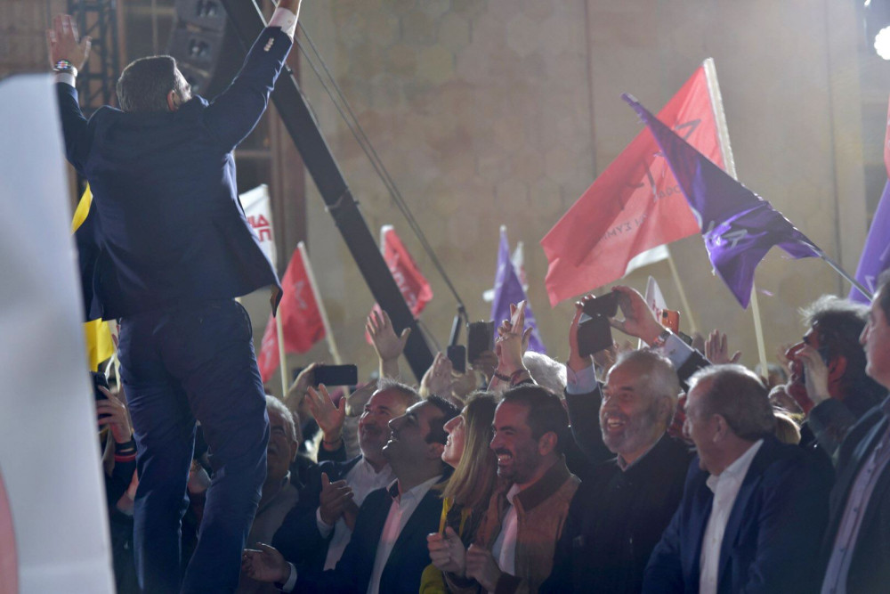 Δεν τον έσωσε ούτε ο “αψύς Κρητικός”: Πάτωσε και στα λημέρια του Πολάκη ο Τσίπρας