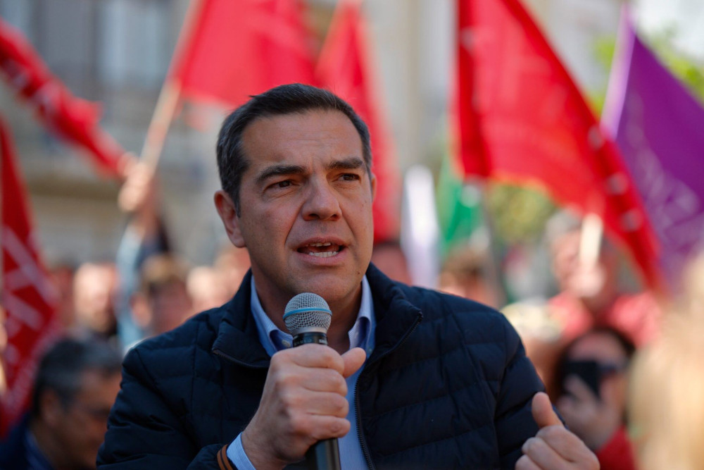 Ο πεινασμένος (Τσίπρας) καρβέλια ονειρεύεται