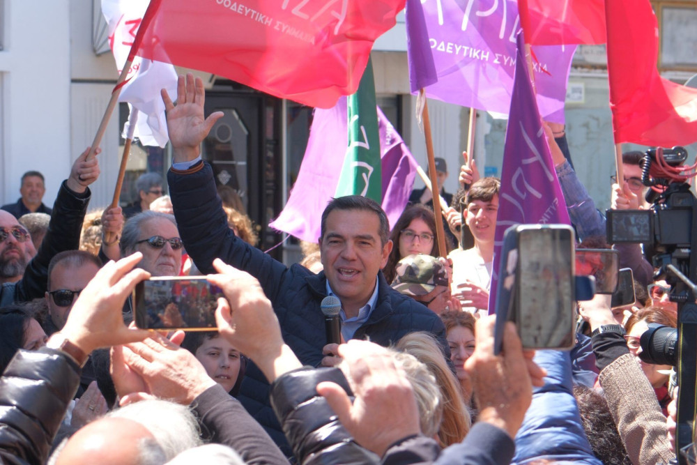 Στο κενό η μαύρη προπαγάνδα Τσίπρα – Με χρέη 47.000 ευρώ ο αγανακτισμένος ασφαλισμένος στη Χίο