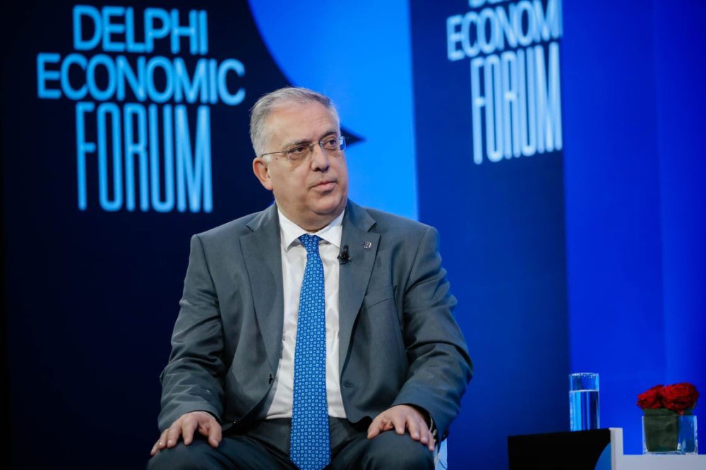 Θεοδωρικάκος: “Βαβέλ” ο ΣΥΡΙΖΑ – Ο Τσίπρας “νεκρανάστησε” τον Βαρουφάκη