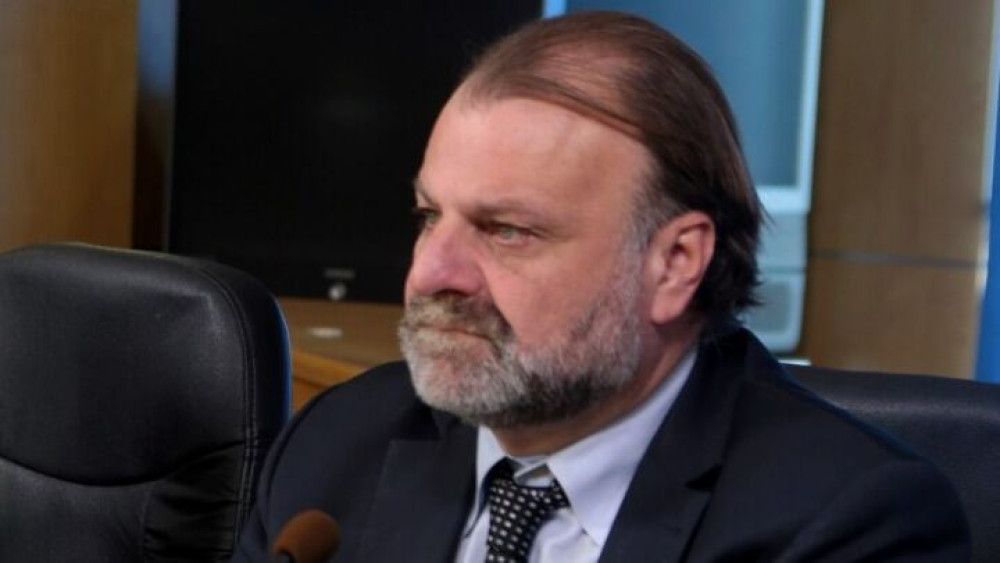Λάζαρος Λασκαρίδης: Μάχη για τη ζωή του δίνει ο αντιδήμαρχος Καλλιθέας – Υποχώρησε κάγκελο μπαλκονιού και έπεσε από μεγάλο ύψος