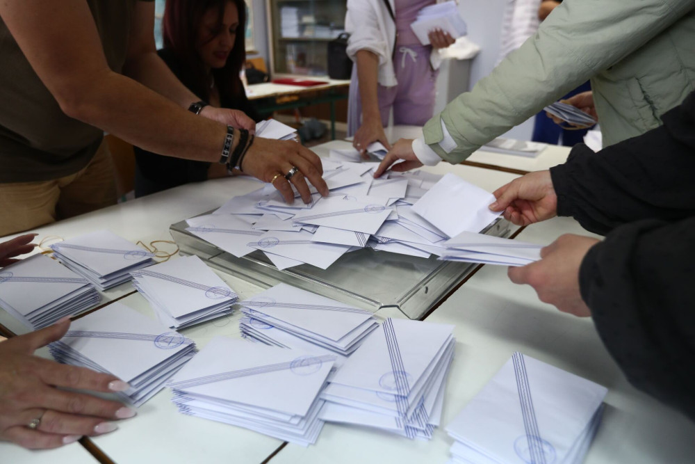 Εκλογές 2023 - Πυρ και μανία ο ΣΥΡΙΖΑ με το ΚΚΕ στη Λέσβο