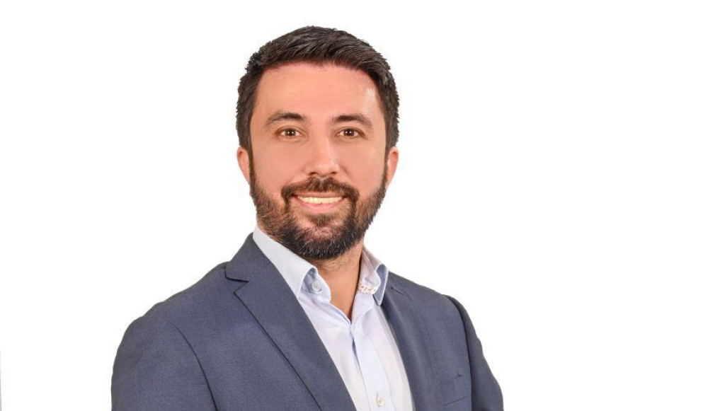 Κάνει ότι δεν καταλαβαίνει ο ΣΥΡΙΖΑ: φταίει η ΝΔ και ο Μητσοτάκης για τον Οζγκιούρ Φερχάτ