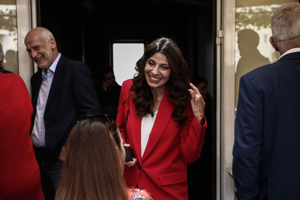 Τσαπανίδου για ήττα Τσίπρα: δεν πάει πουθενά, πουθενά, εδώ θα μείνει!
