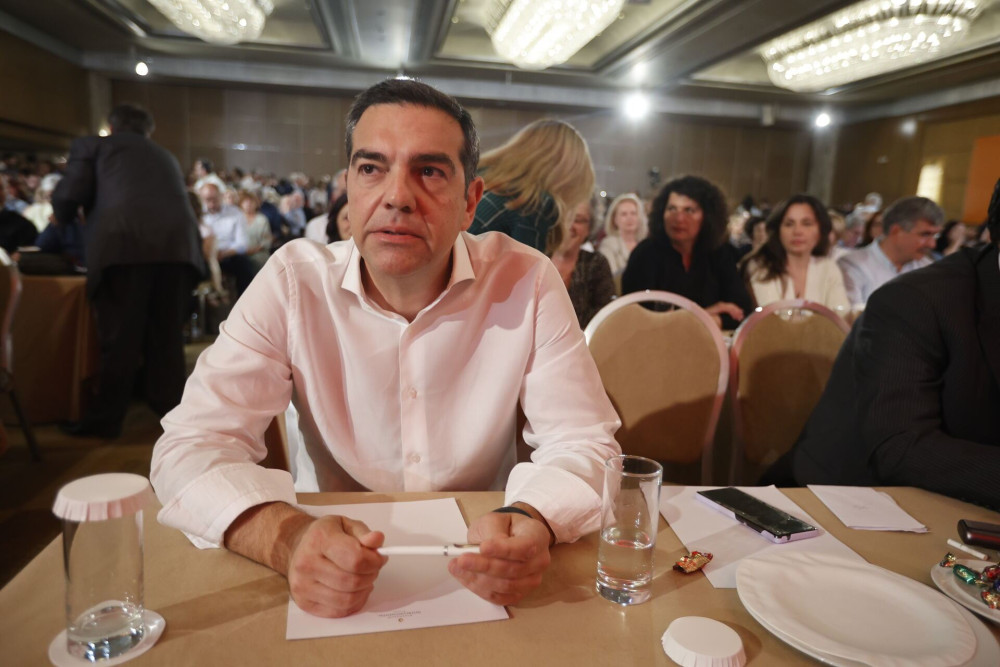 Γιε μου, είν' ο πόνος μου αβάσταχτος, καλέ μου...