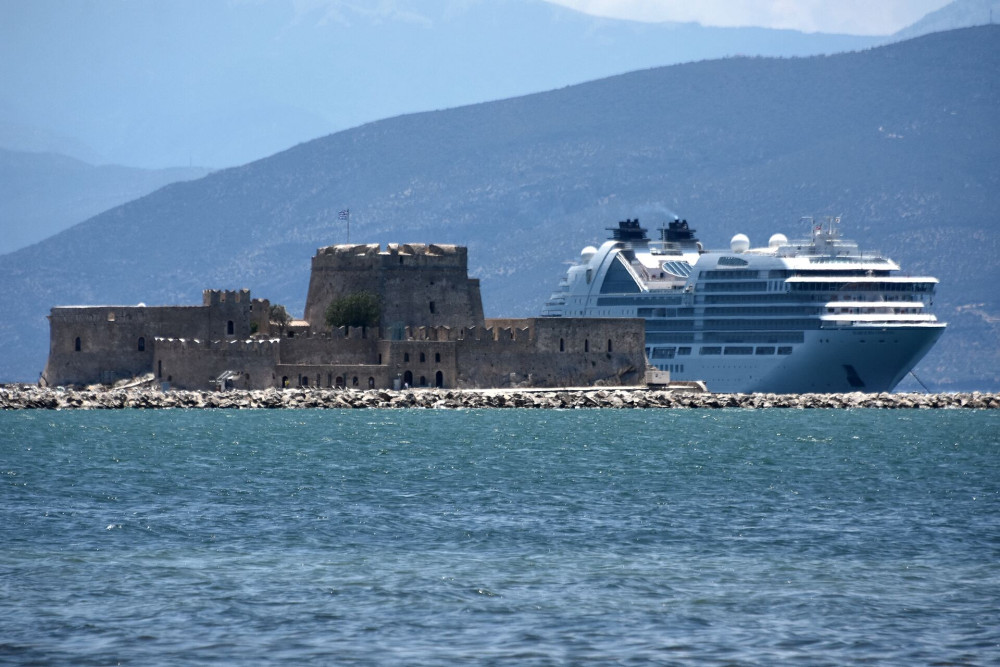 Εισιτήριο αποβίβασης στα νησιά: τι αλλάζει για τους επιβάτες κρουαζιέρας