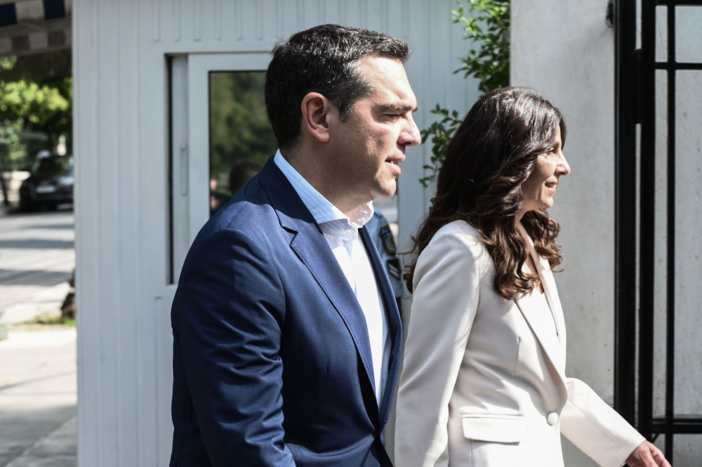 Τα παραμύθια των (ΣΥΡΙΖαίων) «Κλουζό»