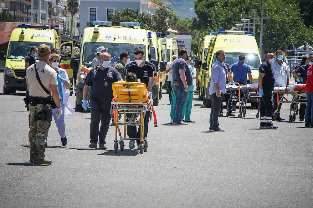 Ναυάγιο - Πύλος: Μαρινάκης και Βούλτεψη στην περιοχή