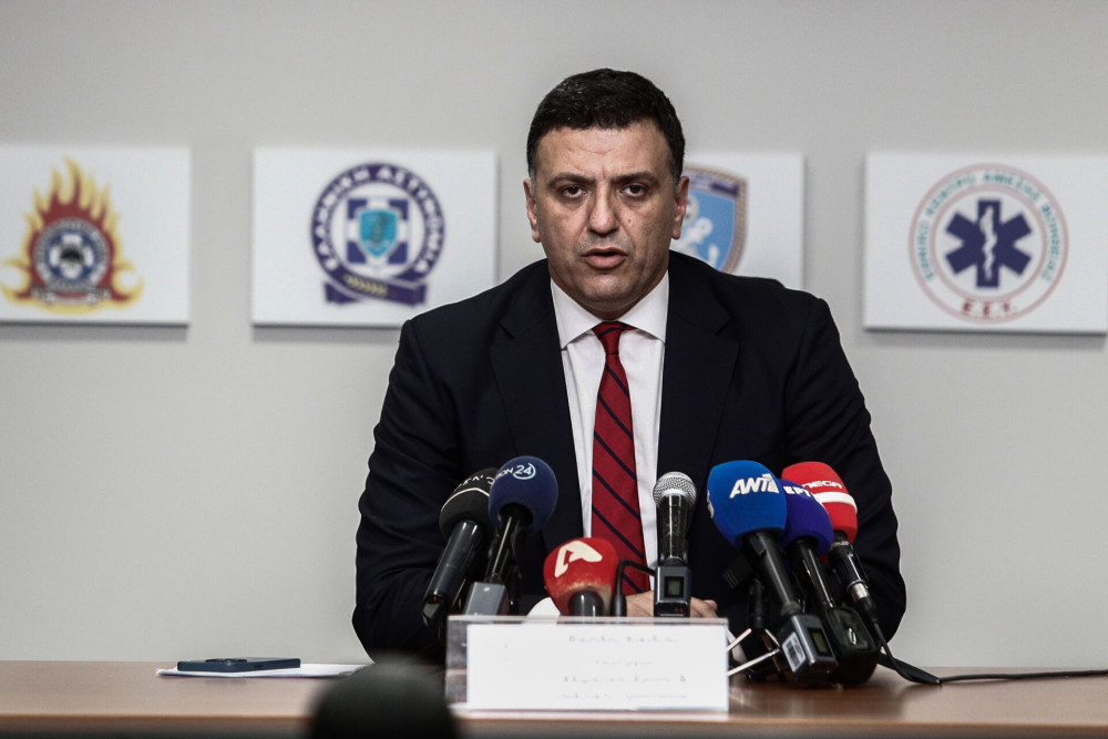 Βασίλης Κικίλιας για τον καύσωνα: Πολύ δύσκολο τριήμερο, πρέπει να προσέξουμε