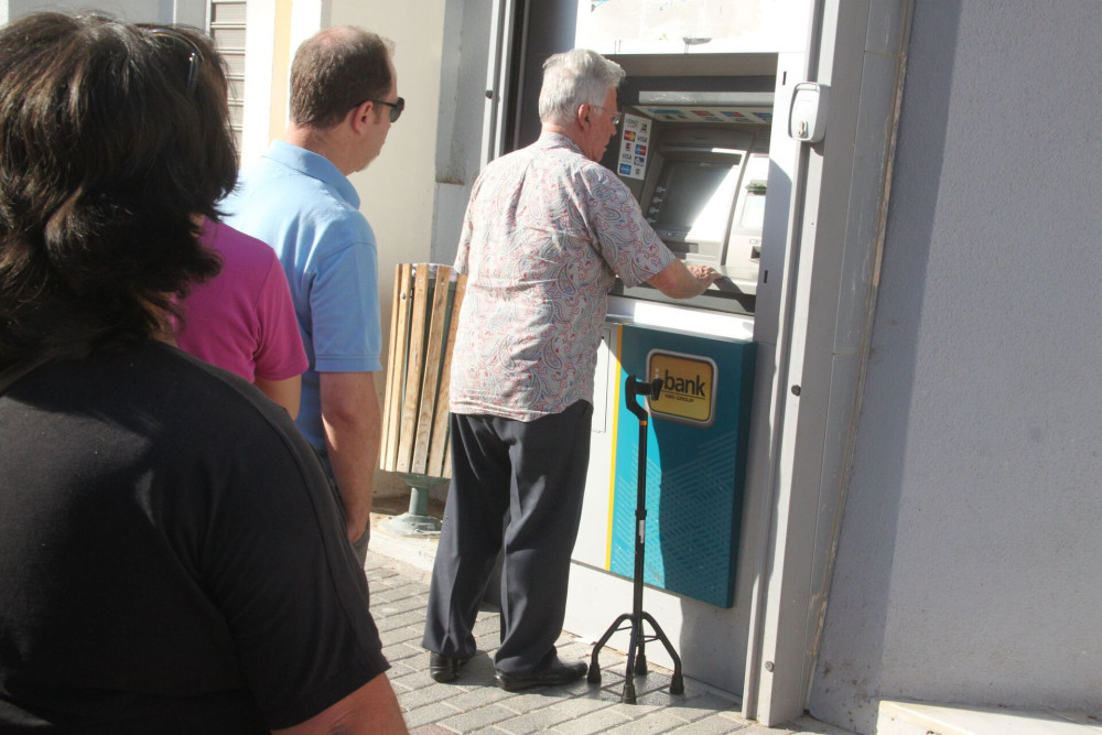 ΕΦΚΑ και ΔΥΠΑ: ποιοι πληρώνονται έως την Παρασκευή 28 Μαρτίου