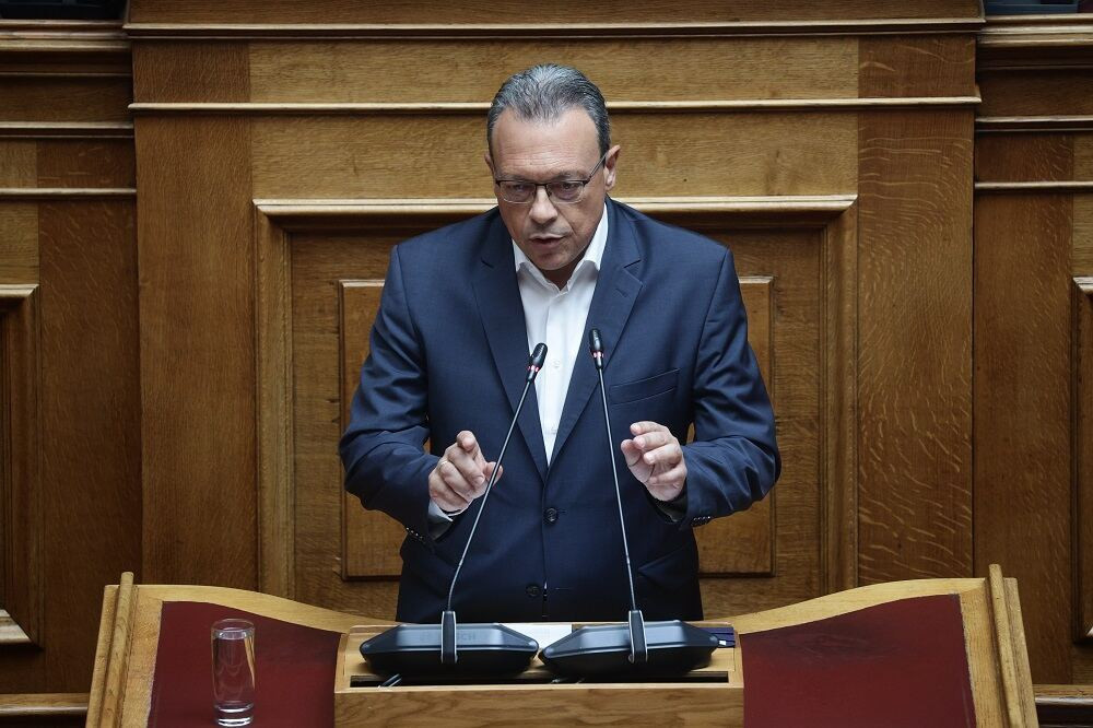 Mακάβριο και βλακώδες να παίζεις με τη φωτιά