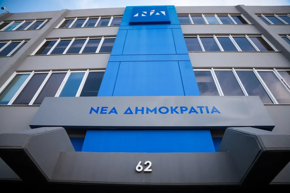 Σκέψεις στη ΝΔ για Παπανικολάου ή Χαρδαλιά στην Περιφέρεια Αττικής