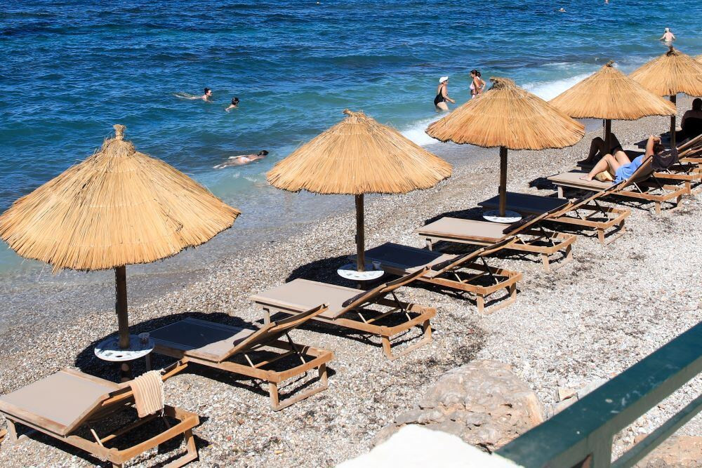 Κέρκυρα: πέντε επιχειρήσεις παρανομούσαν στις παραλίες του Κοντογυαλού και της Γλυφάδας