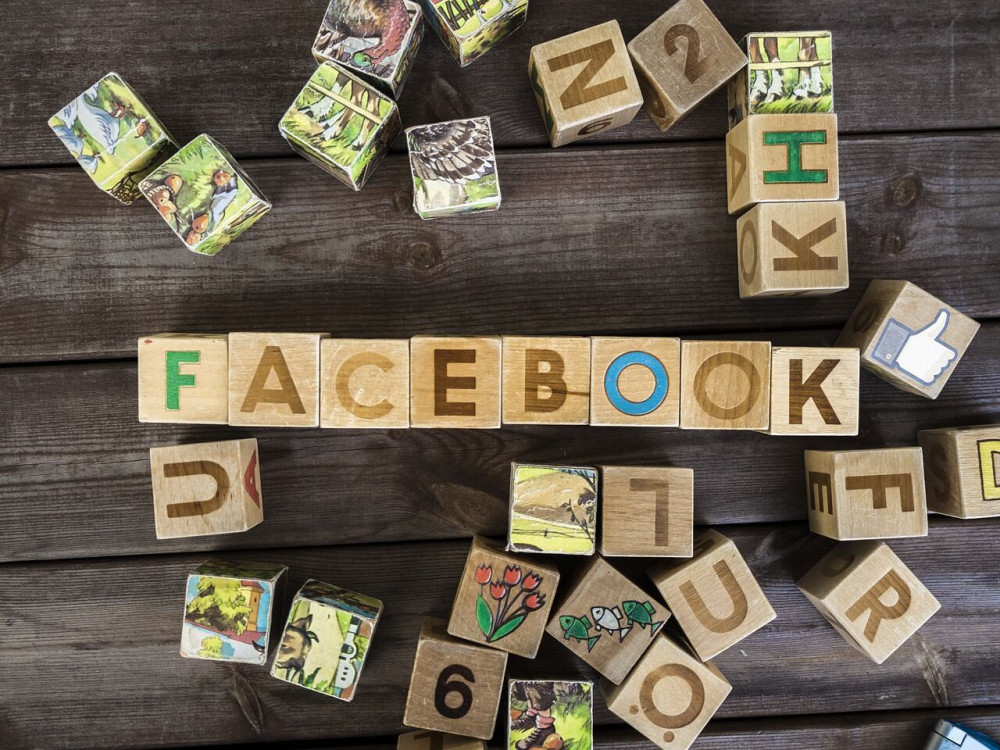 Facebook: Αντάρτικο κατά Ζάκερμπεργκ μέσω… twitter