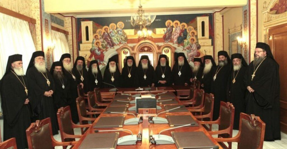 Ιερά Σύνοδος κατά Αμβρόσιου για τους αφορισμούς!