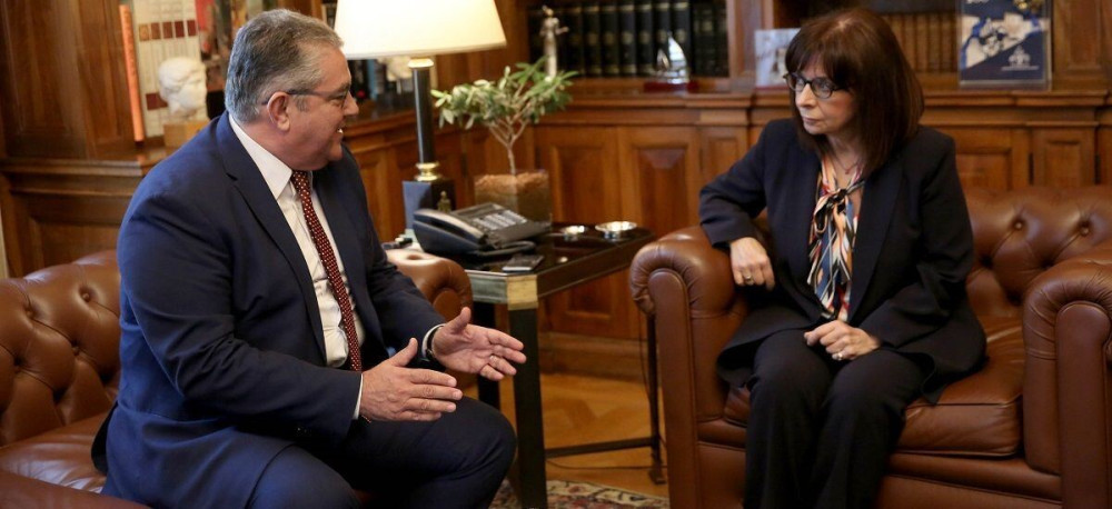 Ελληνοτουρκικά και οικονομία στη συνάντηση Σακελλαροπούλου – Κουτσούμπα