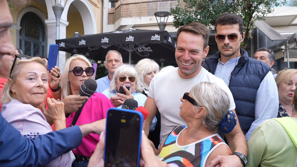 Στέφανος Κασσελάκης: αν δεν πετύχει με το κόμμα ας το κάνει σίριαλ