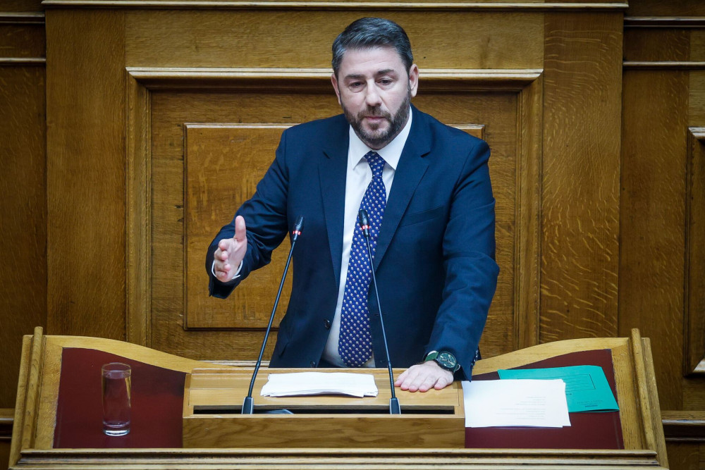 Νίκος Ανδρουλάκης: ένας ήρωας με παντόφλες