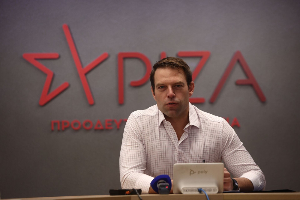Εκτροχιάστηκε ο Κασσελάκης και ζητεί την αποπομπή του Άδωνι