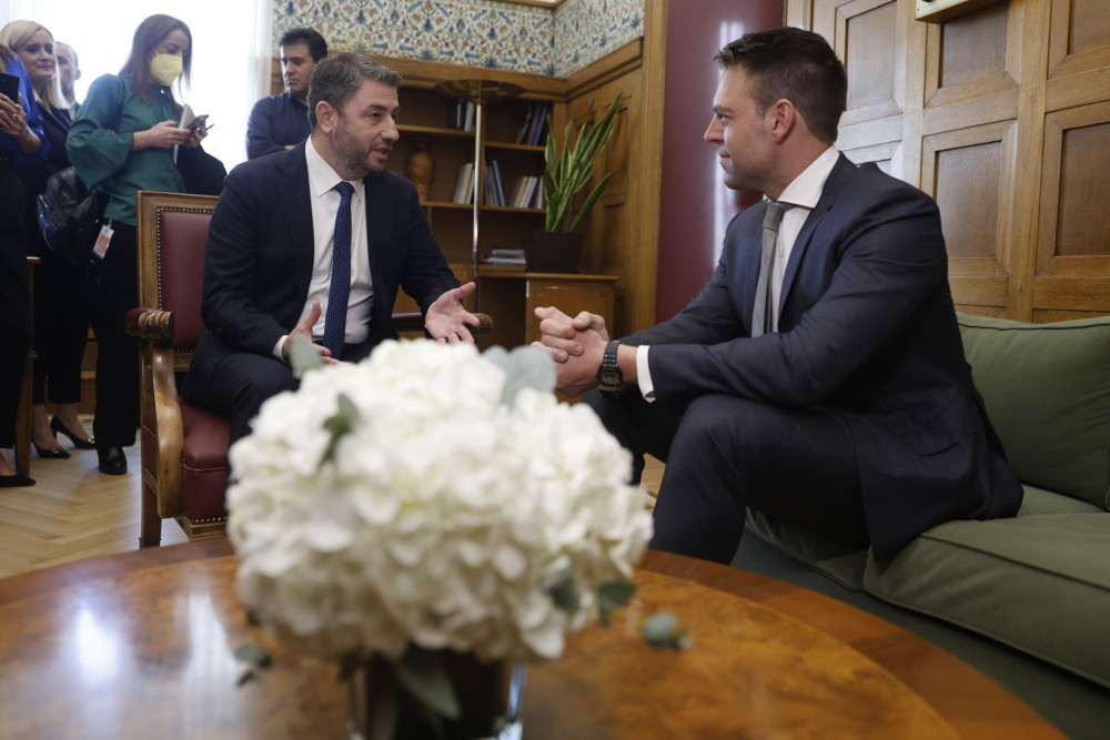 Στην Κεντροαριστερά αλλού βρίσκονται και αλλού πατάνε