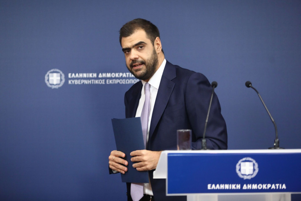 «Βολές» Παύλου Μαρινάκη στην αντιπολίτευση για τον γάμο των ομόφυλων