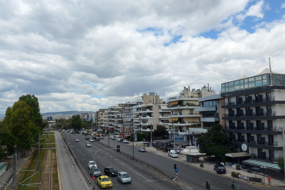 Σαρωτικές αλλαγές στην οδήγηση και τα διπλώματα – Ποιοι δεν θα πιάνουν τιμόνι μετά τα μεσάνυχτα