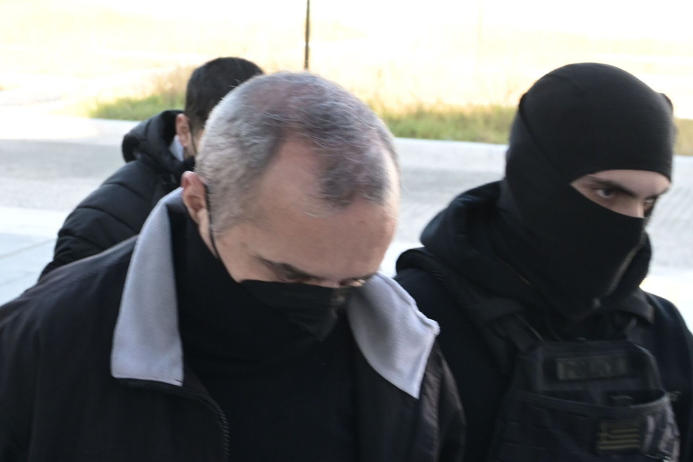 Υπόθεση Κολωνού: απαλλαγή του Μίχου για τον βιασμό της 12χρονης πρότεινε η εισαγγελέας