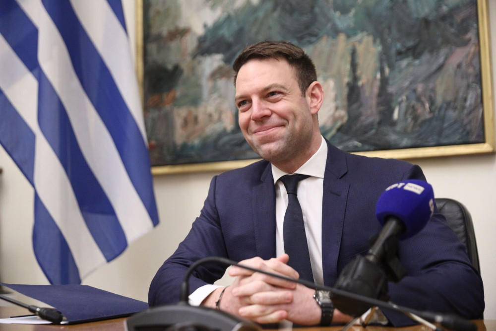Έτοιμος ν' ανέβει στα... τρακτέρ ο Κασσελάκης