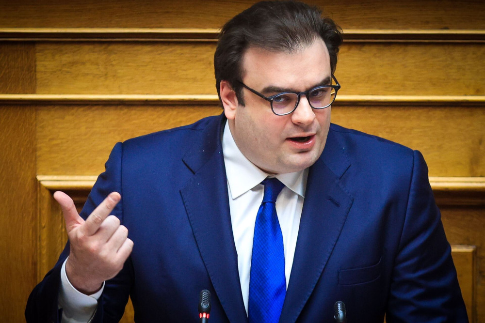 Βουλή: απάντηση Πιερρακάκη στα fake news για υποχρηματοδότηση και υποβάθμιση των δημόσιων πανεπιστημίων