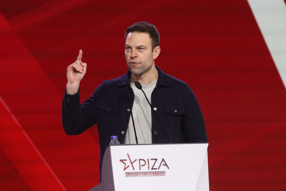 Κασσελάκης: άσφαιρα για τον νόμο περί ευθύνης υπουργών