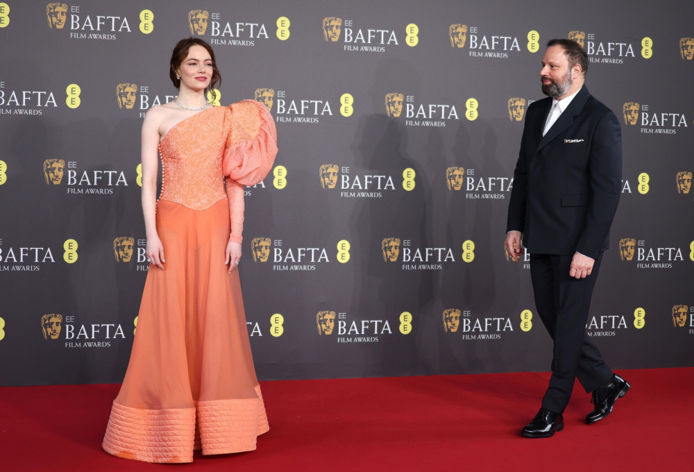 Βραβεία BAFTA: η Έμα Στόουν κέρδισε το βραβείο τη καλύτερης ηθοποιού στην ταινία του Γιώργου Λάνθιμου
