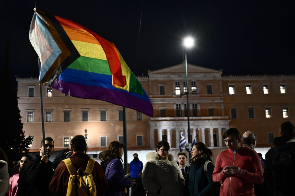 Τα φύλα είναι δύο και η βιολογία μία