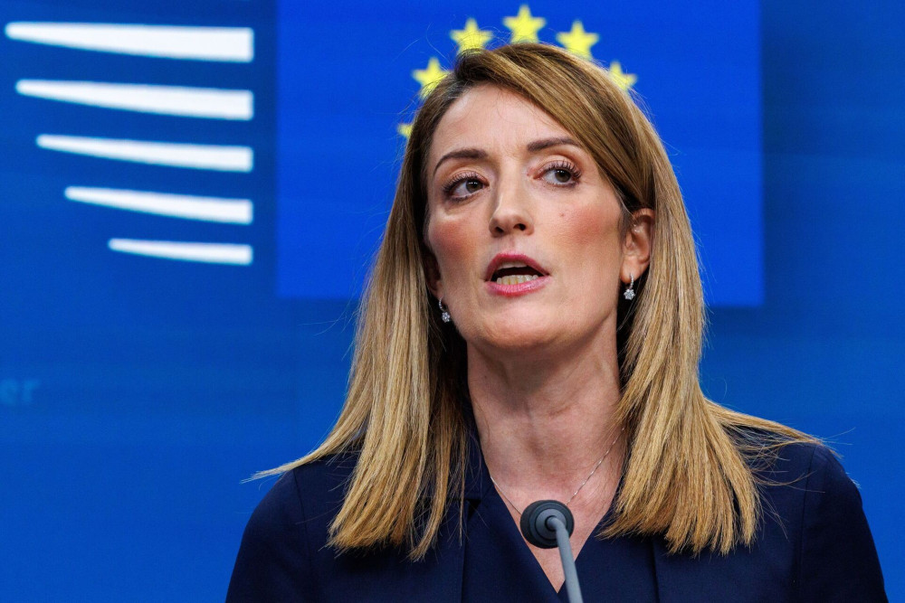 Ρομπέρτα Μέτσολα: Αντιδράσεις στο Ευρωκοινοβούλιο για τις περικοπές στον προϋπολογισμό της ΕΕ