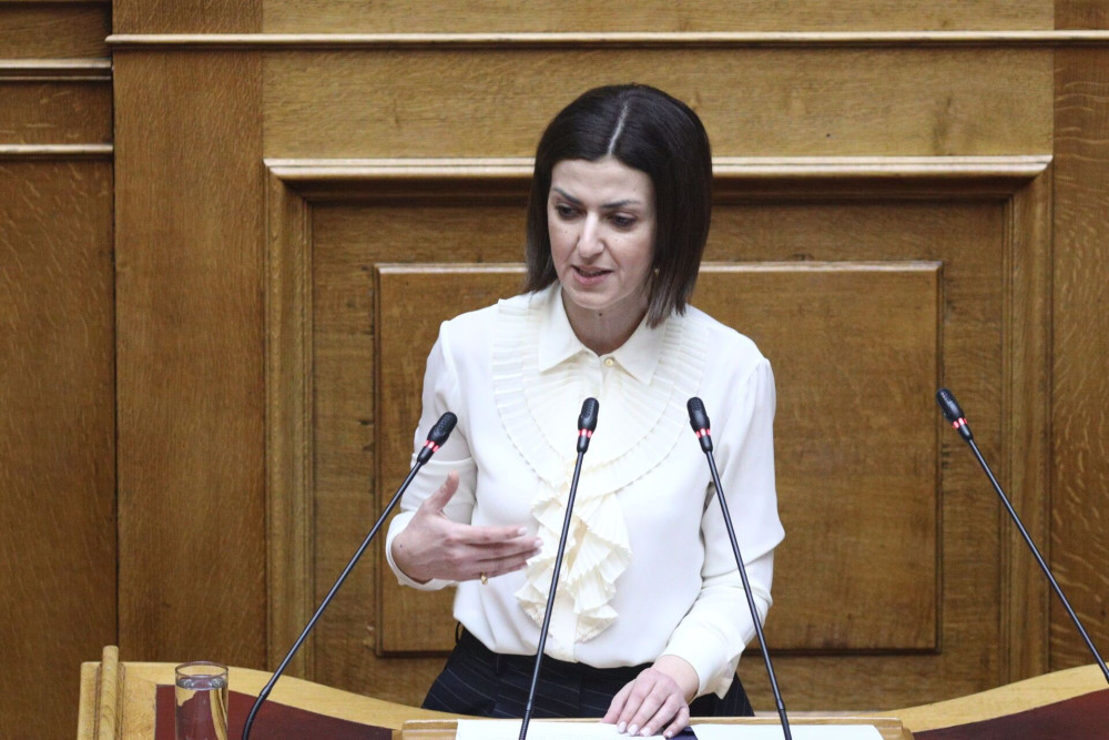 Πυρά Αγαπηδάκη στο ΠΑΣΟΚ: Πρωτοφανής συμπαράταξη με συμφέροντα