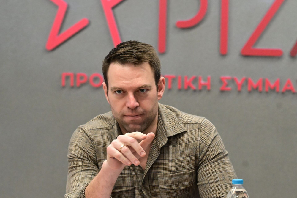 Νέες παλινωδίες Κασσελάκη για τα αστακοκάραβα  - Μπέρδεψε(;) τις ημερομηνίες για το πότε αποχώρησε από τις εταιρείες του