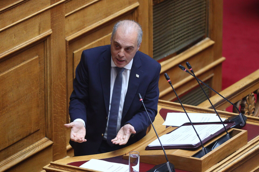 Βελόπουλος: ποιοι ψηφίζουν τον «επιστολογράφο» του Ιησού;