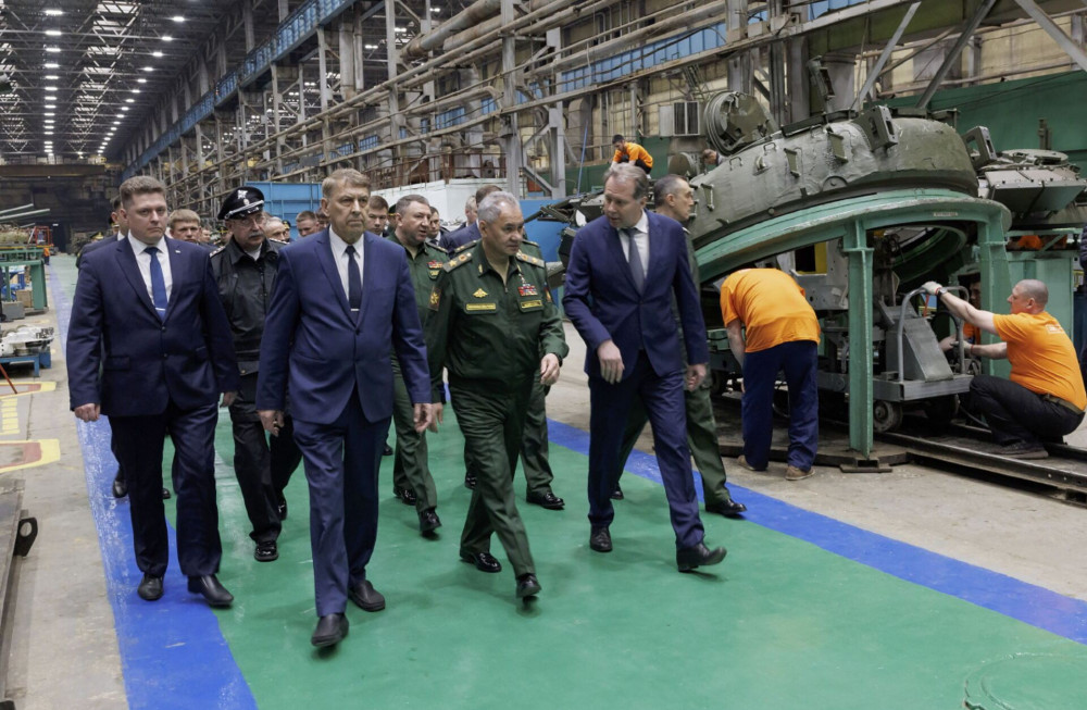 Μόσχα: απειλεί το Λονδίνο με επίθεση, μετά τις δηλώσεις Κάμερον για την Ουκρανία