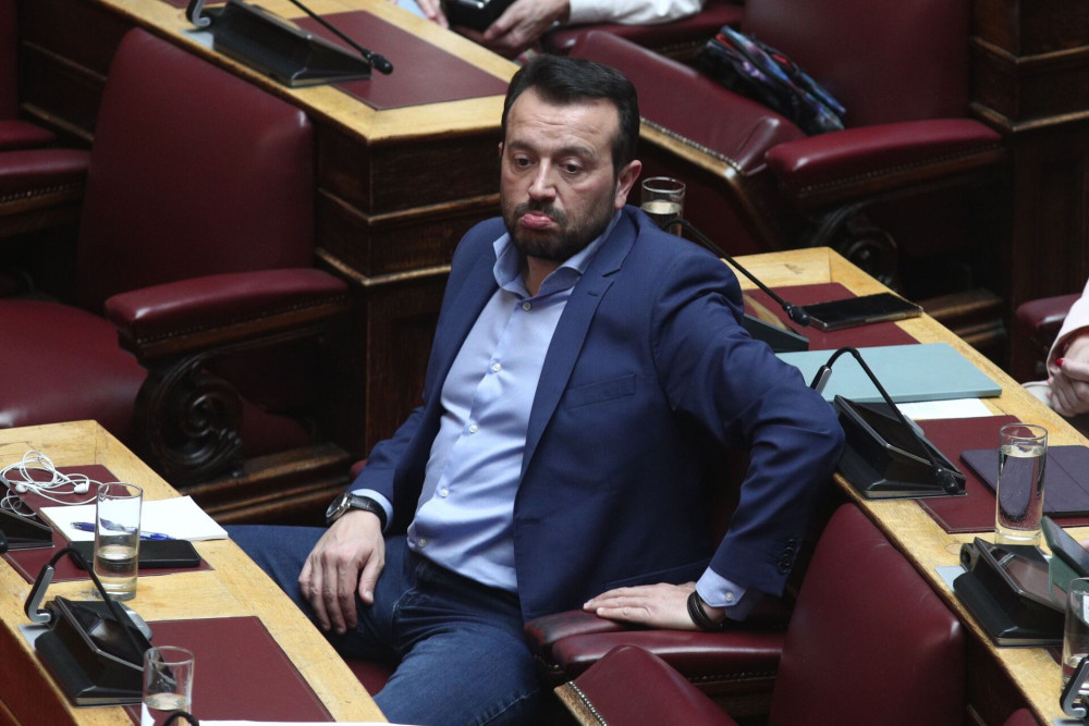 Ο καταδικασμένος Νίκος Παππάς κουνάει το δάκτυλο στη ΝΔ για την υπόθεση των υποκλοπών