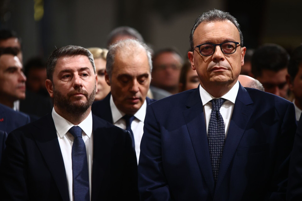 Πρόταση μομφής: συμφώνησαν ΠΑΣΟΚ, ΣΥΡΙΖΑ, Νέα Αριστερά και Πλεύση Ελευθερίας - Θα κατατεθεί αύριο