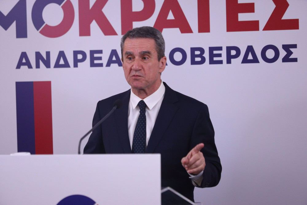 Αυστηρό μήνυμα Λοβέρδου στην Τουρκία για Αγία Σοφία και Μονή της Χώρας